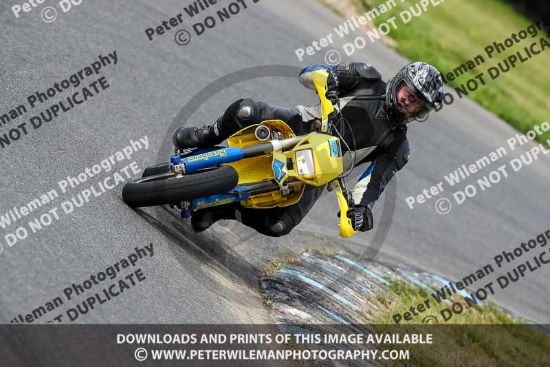 enduro digital images;event digital images;eventdigitalimages;lydden hill;lydden no limits trackday;lydden photographs;lydden trackday photographs;no limits trackdays;peter wileman photography;racing digital images;trackday digital images;trackday photos